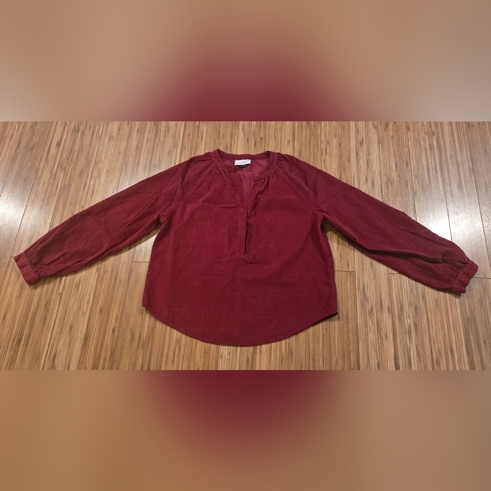 NWOT Universal Thread Casual Button Down Shirt